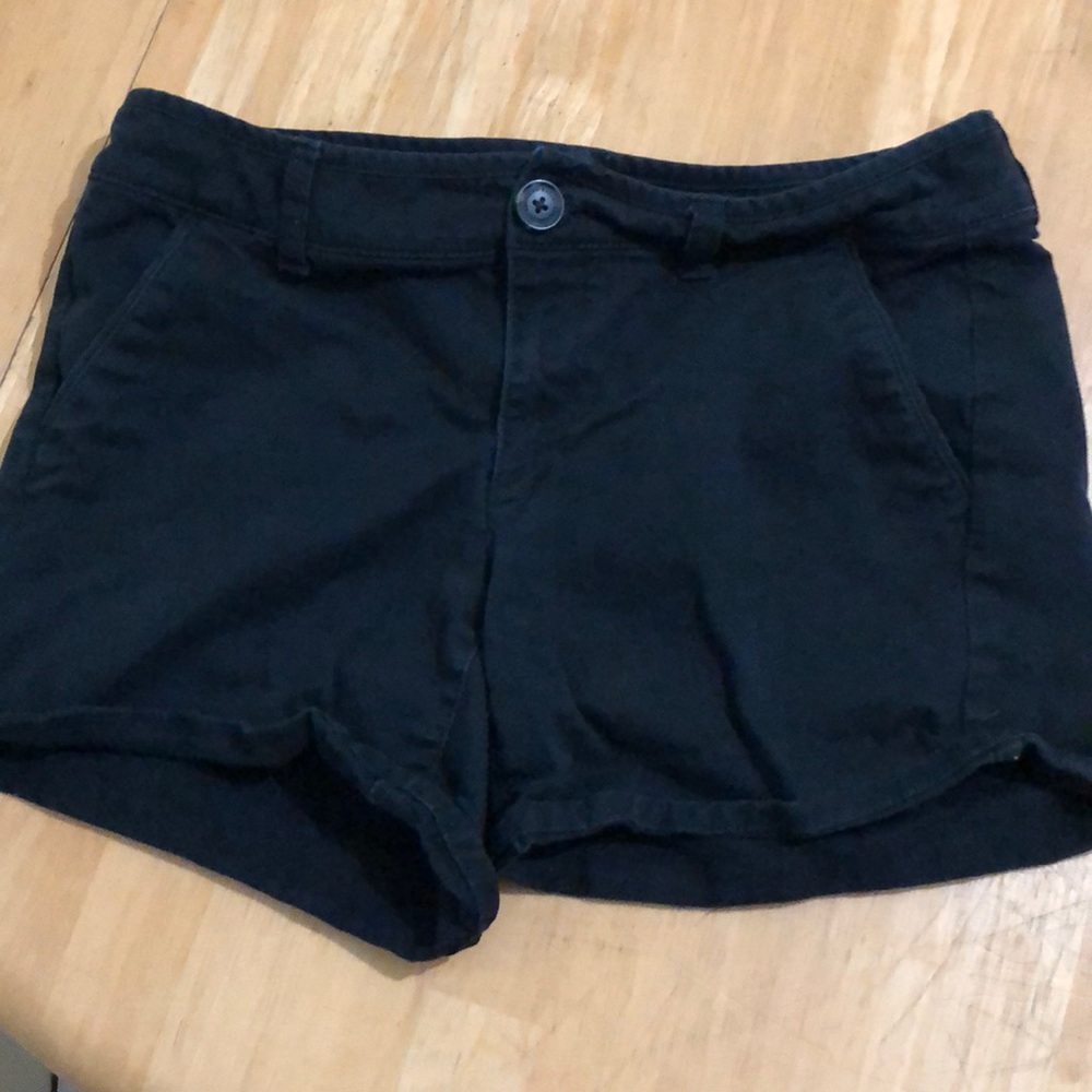 Black Cotton Twill American Eagle Shorts-Size 6